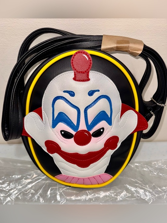Hand Crafted Handbags - Killer Klowns from Outer Space Shorty Crossbody Bag